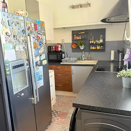 Sweet Home-parking Gratuit - Appartement-proche Centre Ville-2 * エクス＝アン＝プロヴァンス